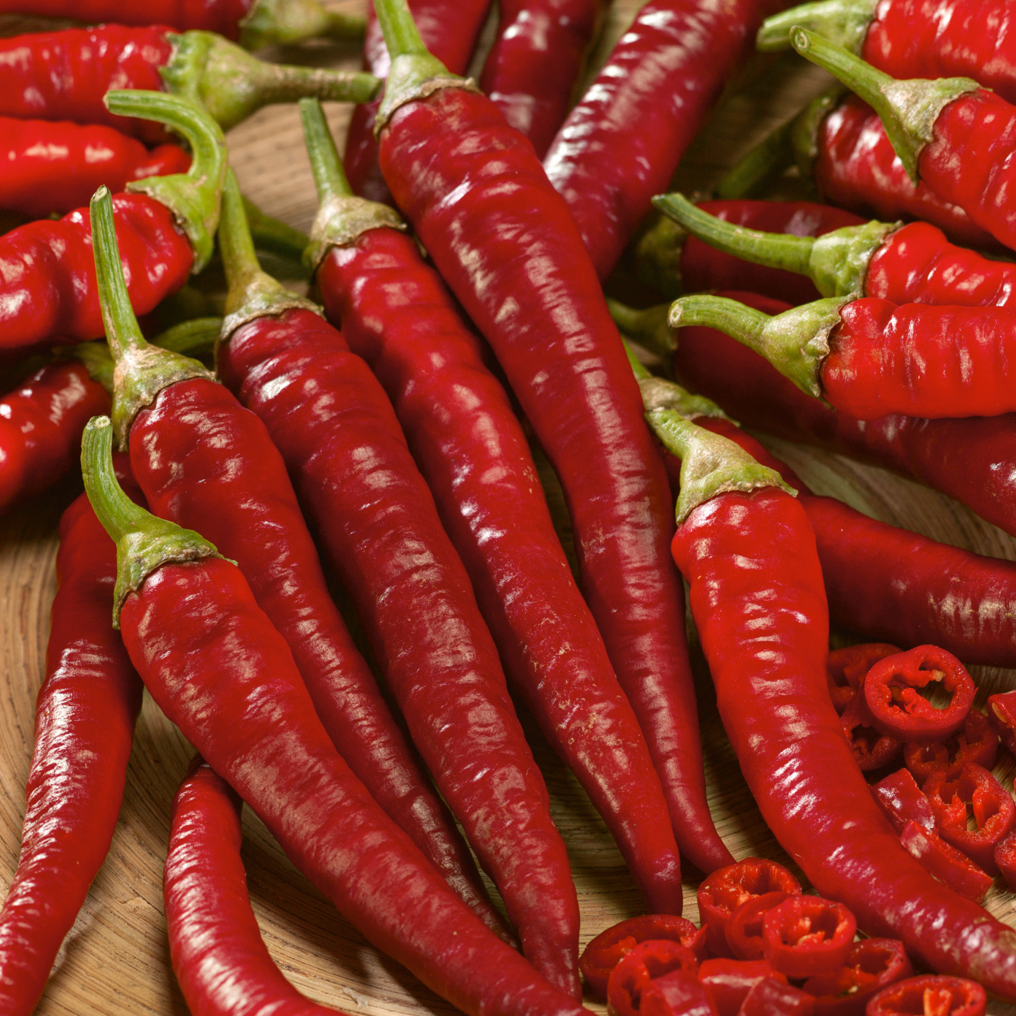 Fuego Trail F1 Hybrid Hot Pepper Seeds - 1 Oz - Vegetable Garden