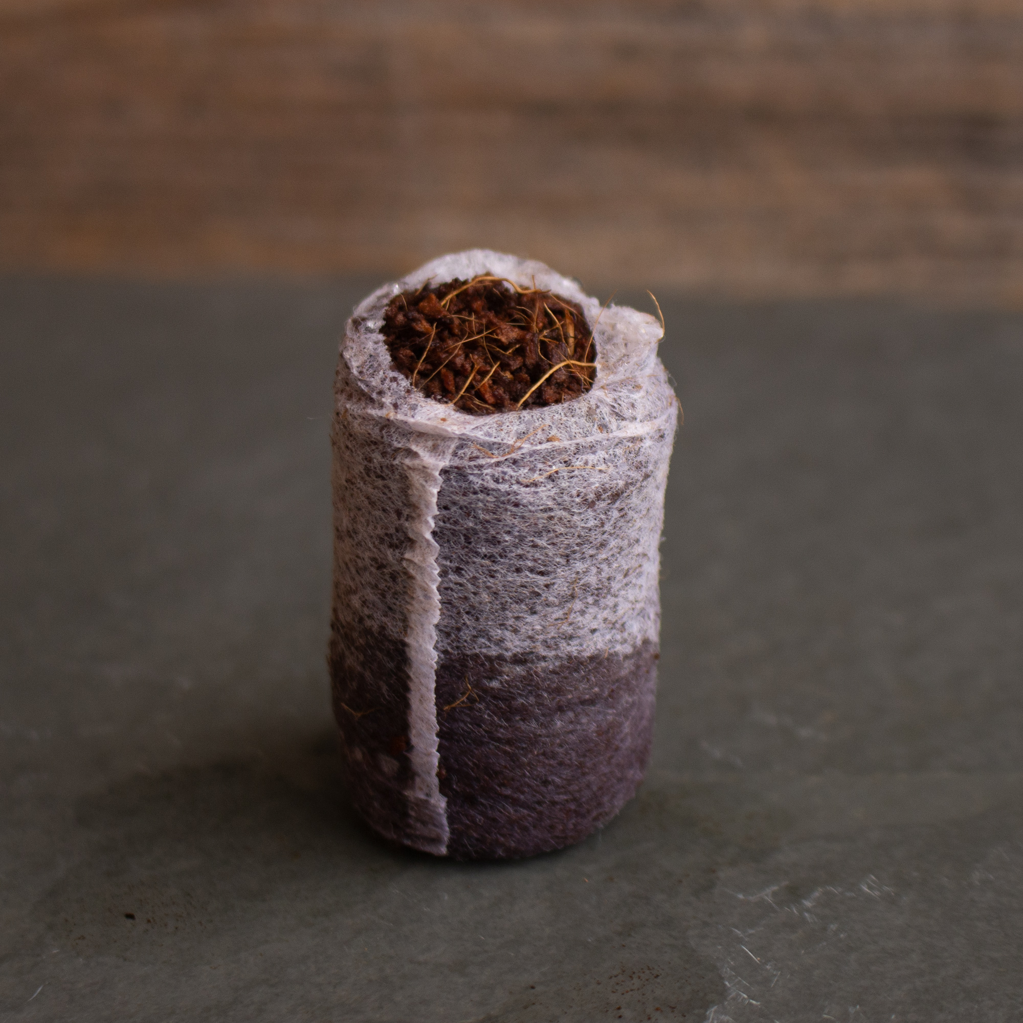 Coconut Coir Seed Starting Pellets - 30mm - Q 500 - Netted Soil - Coconut Potting Soil & Ammendment for Garden, Greenhouse, Fill