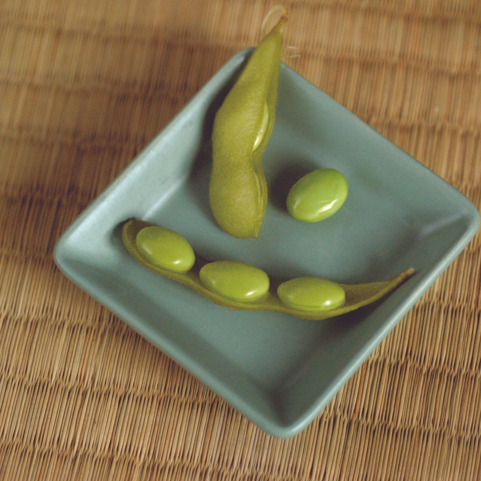 Soybean - Midori Giant (Eda Mame) -4 Oz ~400 Seeds - Non-GMO, Heirloom - Asian Garden Vegetable